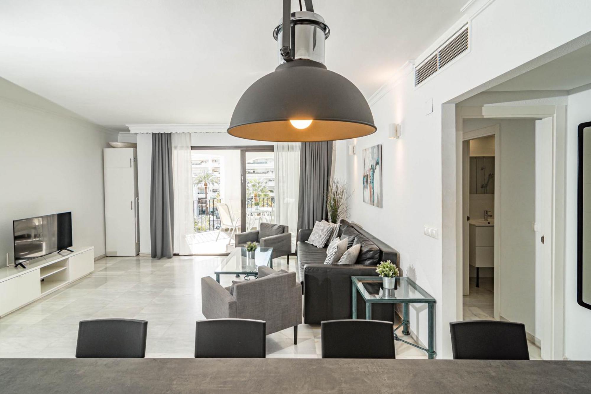 Harbor Getaway In The Heart Of Puerto Banus With Walking Dictance To Everything Marbella Ngoại thất bức ảnh